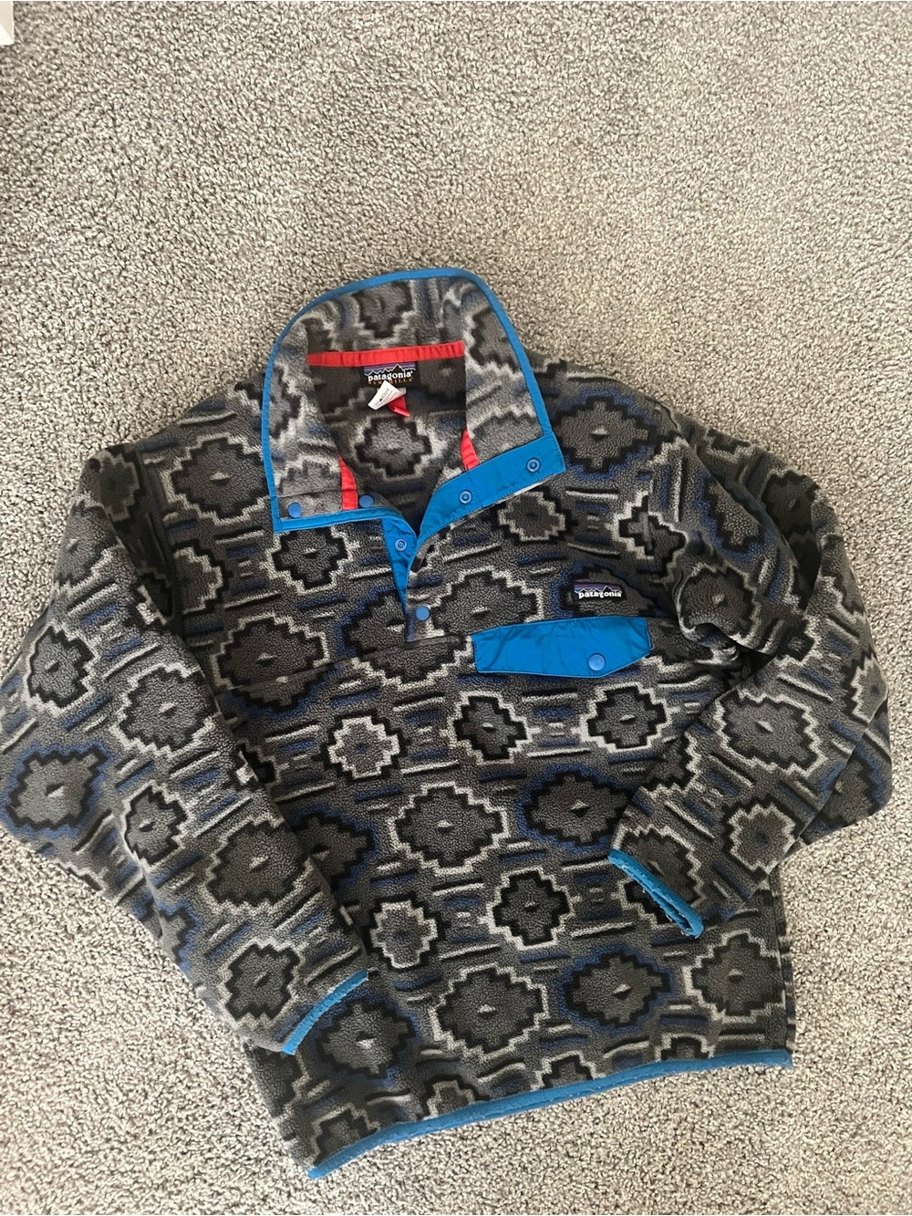 Patagonia Men’s Gray Patterned Zip-Neck Fleece with Blue Trim